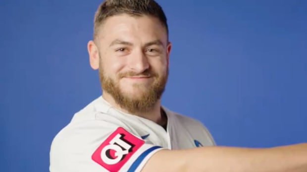 Kansas City Royals debut new jersey patch.